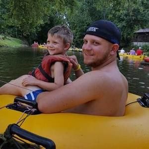 Meet your Posher, Tom